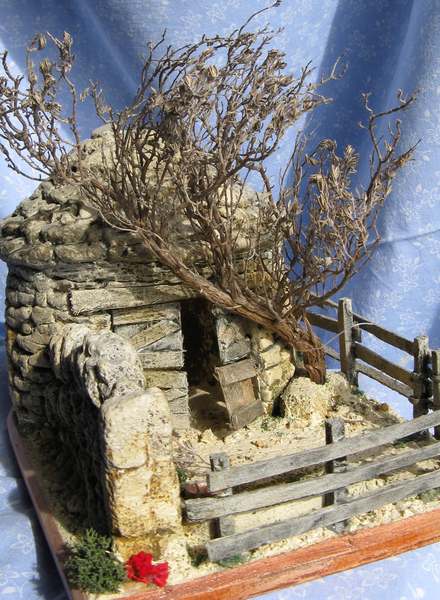 Borie avec arbre fait avec du thym de provence